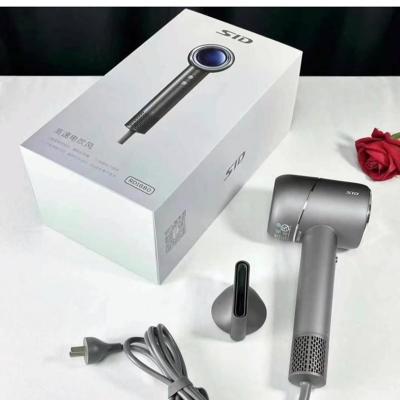سشوار حرفهای خانگی اس آی دی مدل RD1680 با موتور AC 1600 وات، تنظیم دما در سه حالت، تنظیم سرعت دو سرعته، فناوری آیونیک دائم، المنت سرامیکی، سری صافکننده و متمرکزکننده باریک