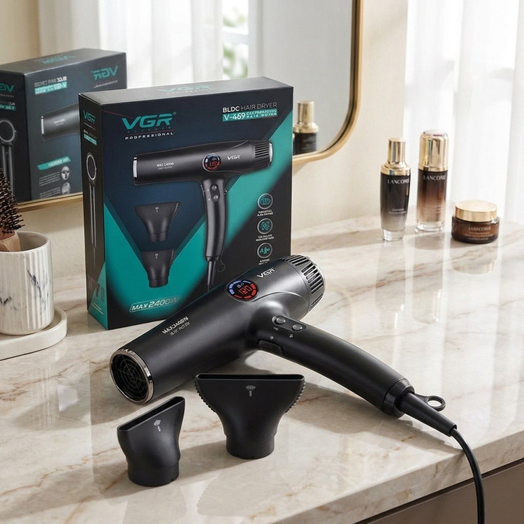سشوار حرفهای وی جی ار مدل VGR V-469 با توان 2400 وات، موتور BLDC، نمایشگر دیجیتال دما و سرعت، چهار حالت تنظیم دما، سه سرعت، تولید یون منفی، دو نازل متمرکزکننده، هوای سرد فوری و دسته ارگونومیک