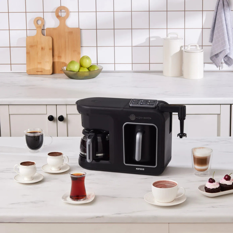 قهوهساز و چایساز نیمهاتوماتیک کاراجا مدل Hatır Plus Barista 6 in 1 با توان 1385 وات، مخزن آب 750 میلیلیتر، قابلیت تهیه قهوه ترک، فرانسه، لاته و کاپوچینو، گرمکردن و فومگیری شیر و هشدار صوتی