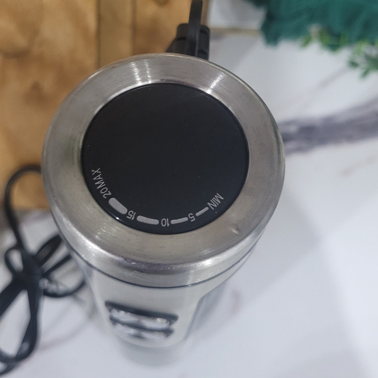 گوشت کوب برقی 1000 وات کاراکال مدل CR-8046