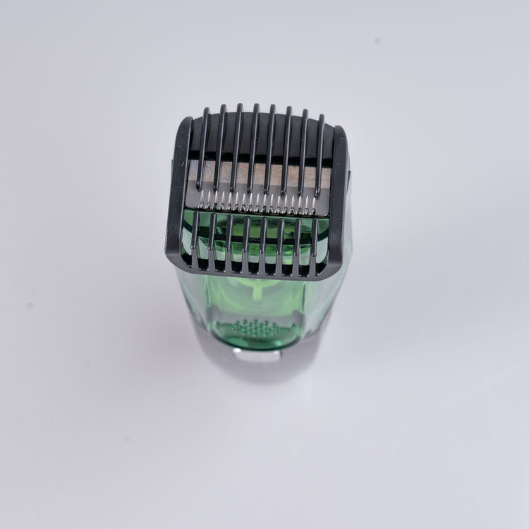ماشین اصلاح موی صورت شارژی لاک لایچی مدل L-9892 با سیستم وکیوم جمعآوری مو، دو سرعت قابل تنظیم، تیغه استیل ضد زنگ، ضد آب با استاندارد IPX6، شانه قابل تنظیم 1 تا 20 میلیمتر، باتری 1400 میلیآمپر ساعت با شارژ USB و قفل سفری