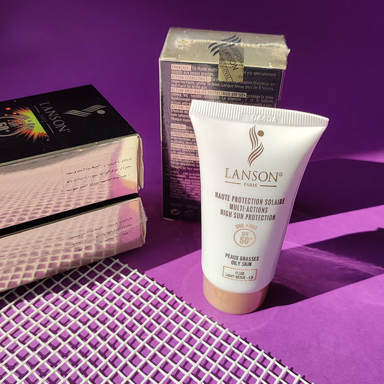 کرم ضدآفتاب رنگی لانسون SPF50 مدل مولتی اکشن شماره 1.5، مناسب پوستهای چرب، حجم 40 میلیلیتر