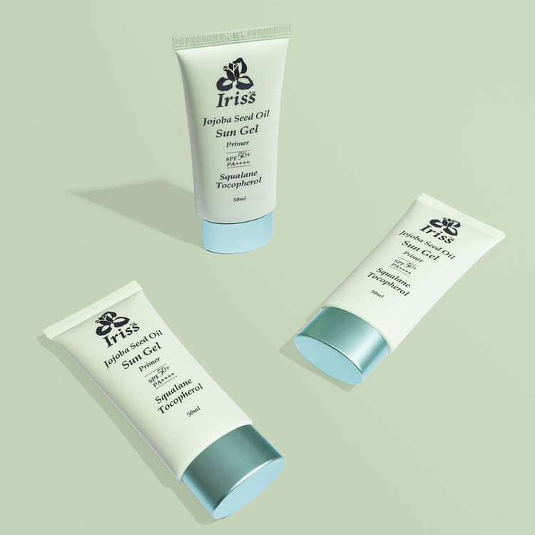 ژل ضد آفتاب بی رنگ صورت آیریس آس SPF 50 مدل JOJOBA SEED OIL محافظ UVA ،UVB و PA++++، ضد حساسیت، ضد چروک و ضد پیری، مناسب برای انواع پوست حجم 50 میلیلیتر