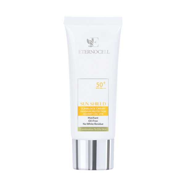 کرم ضد افتاب بی رنگ برند اترنوسل ، مناسب صورت و گردن و دست SPF 50، محافظ در برابر اشعه مضر خورشید با جلوه مات مناسب برای پوستهای چرب، مختلط و جوشدار محافظ uba/uvb حجم ۵۰ میلی لیتر