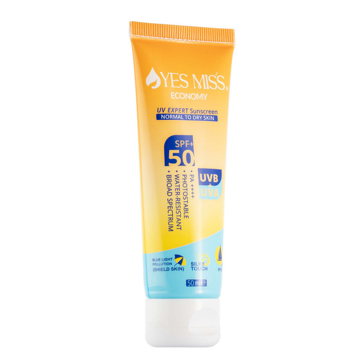 کرم ضد آفتاب بی رنگ صورت یس میس مدل 01 ++++SPF 50 ,PA پوست نرمال تا خشک حجم 50 میلی لیتر