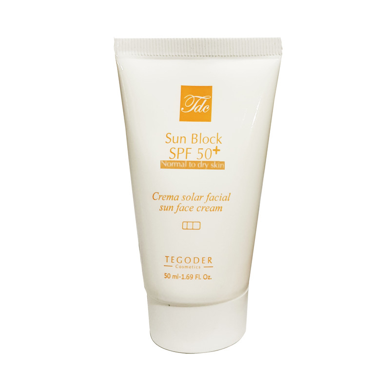 کرم ضد آفتاب بدون رنگ تگودر SPF 50 مدل su0 مناسب پوست خشک و حساس حجم 50 میلیلیتر