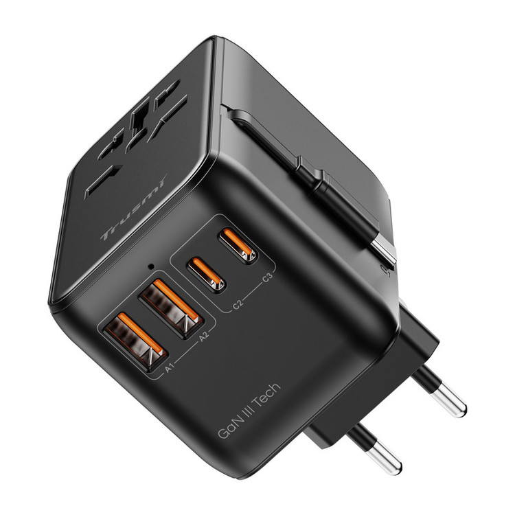 شارژر دیواری 70 وات 4 پورت تراسمی مدل CH18-03 Super Fast Charge PD 70W GaN به همراه کابل USB-C