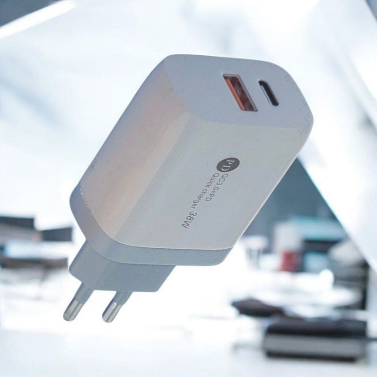 شارژر دیواری 38 وات 2 پورت مدل 38w به همراه کابل تبدیل USB-C به USB