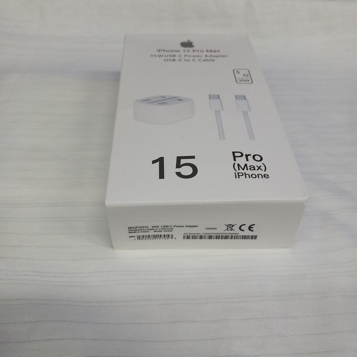 شارژر دیواری 35 وات مدل 02 - 15 pro max به همراه کابل USB-C