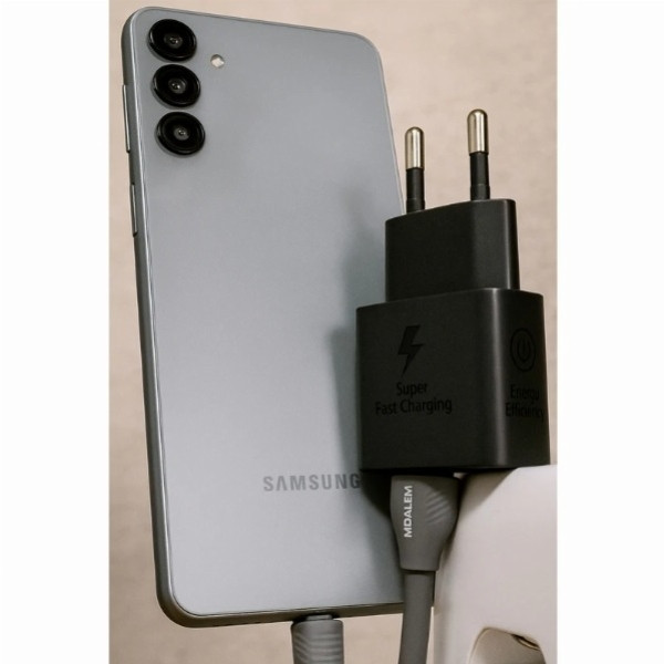 شارژر دیواری 25 وات معلم نوین مدل A37 به همراه کابل USB-C به طول 1 متر