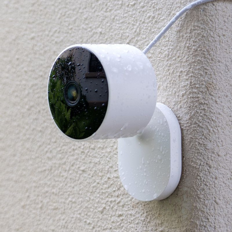 دوربین مداربسته تحت شبکه فضای باز شیائومی مدل AW200 MJSXJ05HL با کیفیت تصویر FHD، مقاوم IP65، دید در شب رنگی با الایدی 940 نانومتری، اتصال بیسیم، پشتیبانی از الکسا و گوگل هوم، قابلیت ذخیرهسازی ابری و کارت حافظه جانبی