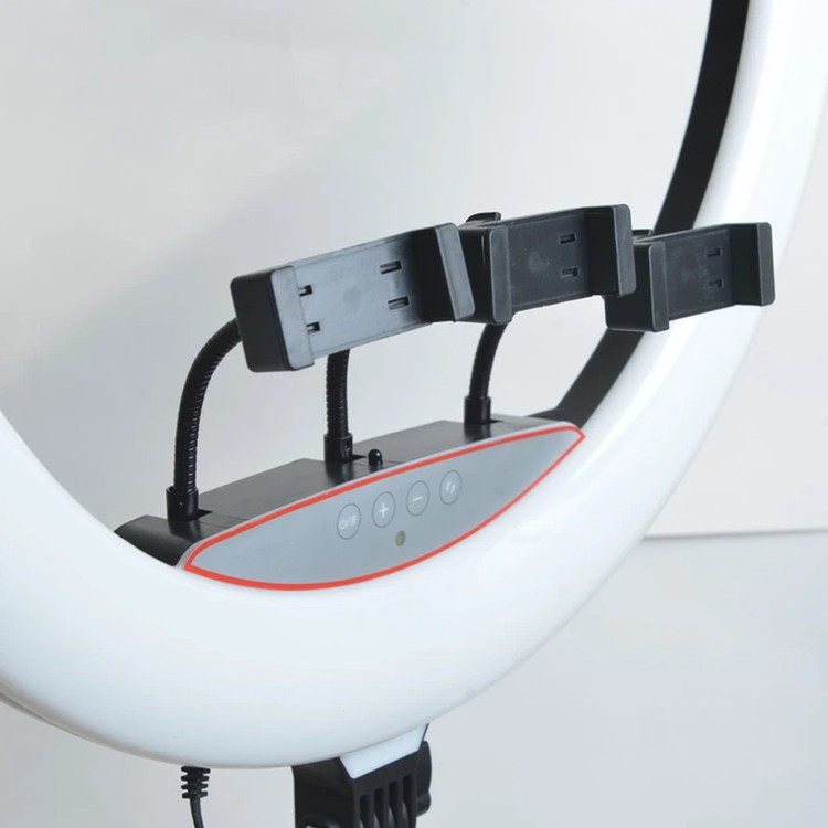 رینگ لایت مدل LJJ22K-8806 به همراه سه پایه