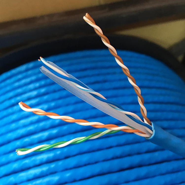 کابل شبکه Cat6 لگرند مدل utp