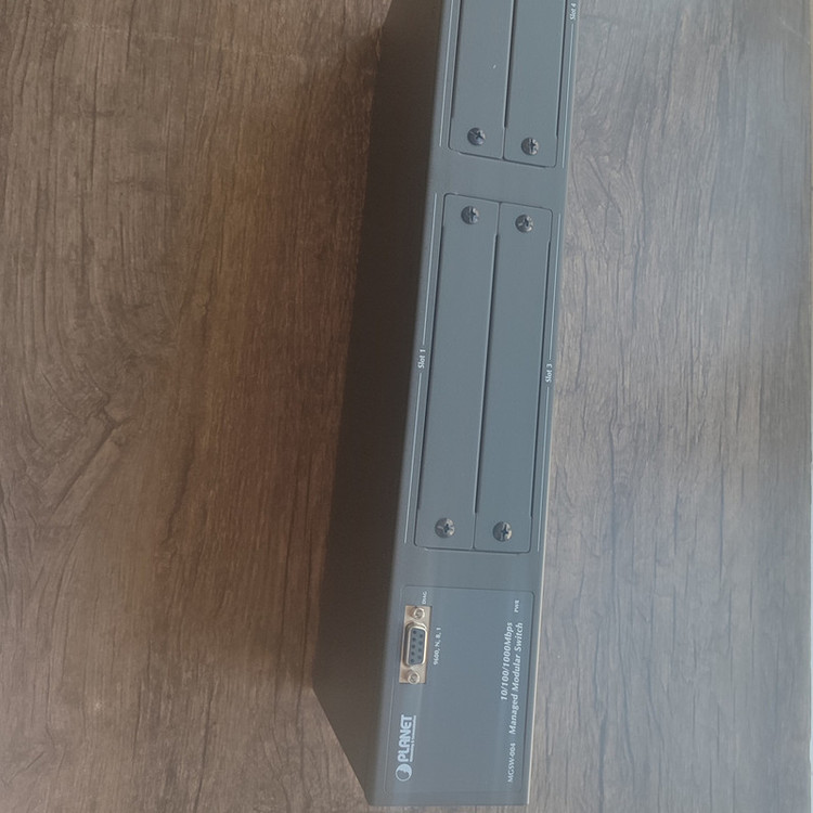 سوییچ 32 پورت مدیریتی پلنت مدل MGSW-004