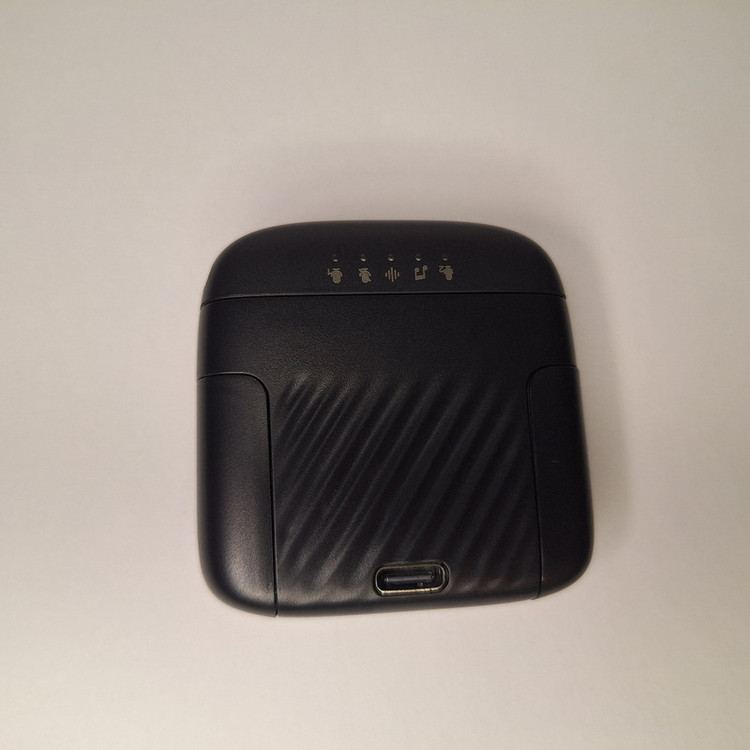 ست میکروفن بی سیم مدل M8 mini با درگاه تایپ سی