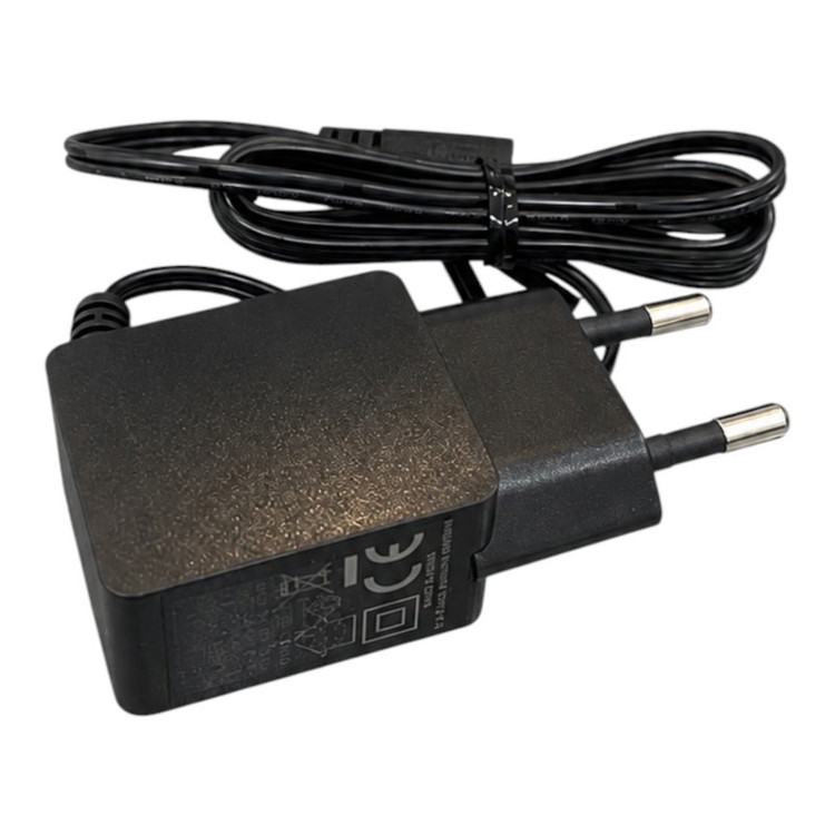 فشارسنج بازویی دیجیتال بلوئر U80NH با قابلیت اعلان صوتی فارسی، نمایشگر LCD، حافظه ۶۱ تا ۹۹ رکورد، ۲ پروفایل کاربر و آداپتور به همراه ۲ کاف و ۴ باتری قلمی AA