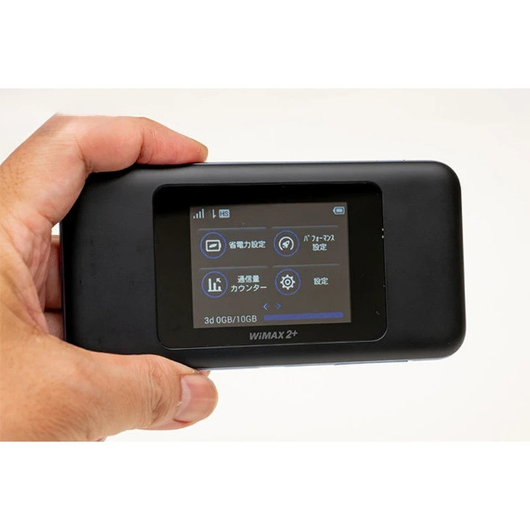 مودم 4.5G/TD-LTE یو کیو مدل Elite 6 با صفحه نمایش 2.4 اینچی تاچ اسکرین، باتری 3000 میلیآمپری با شارژدهی 7 ساعت، پشتیبانی همزمان 16 کاربر، اتصال از طریق سیمکارت و کابل Type-C، سازگار با ویندوز و مک او اس