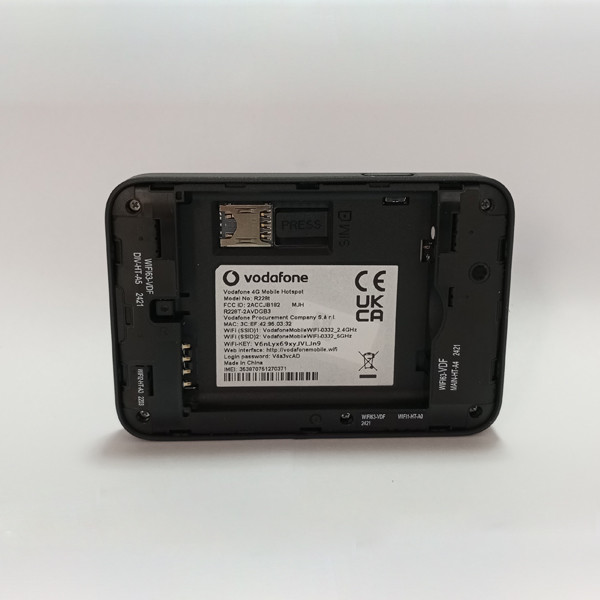 مودم روتر 4G ودافون مدل R228T