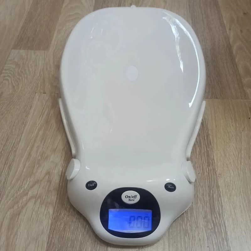 ترازو دیجیتال نوزاد مدل FR1HEA600031-W