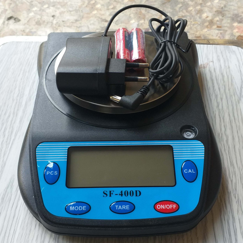 ترازو دیجیتال مدل SF-400D