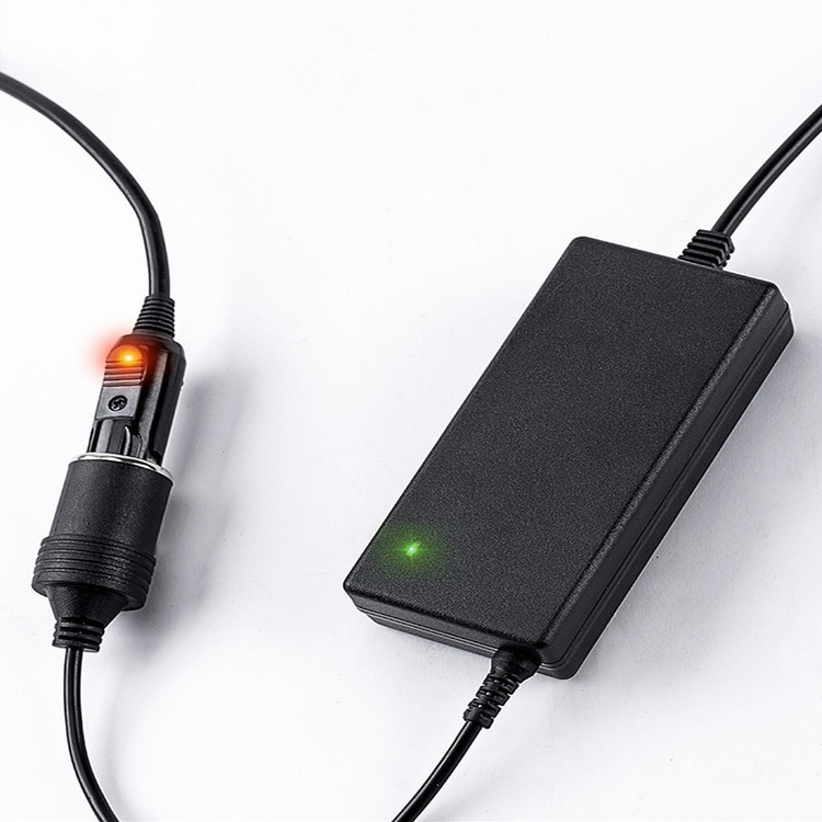 مبدل برق شهری به فندکی خودرو مدل c-98